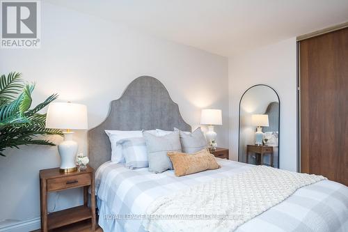 291 Bastedo Court, Milton (Dorset Park), ON - Indoor Photo Showing Bedroom