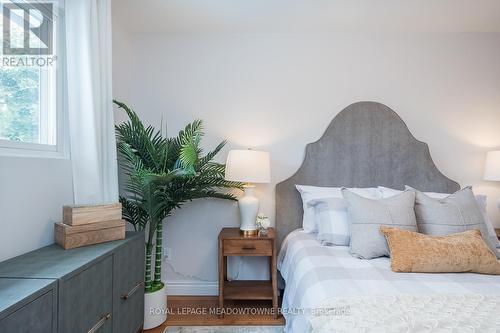 291 Bastedo Court, Milton (Dorset Park), ON - Indoor Photo Showing Bedroom