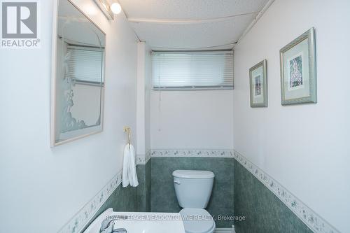 291 Bastedo Court, Milton (Dorset Park), ON - Indoor Photo Showing Bathroom