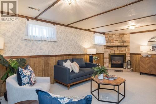 291 Bastedo Court, Milton (Dorset Park), ON - Indoor Photo Showing Living Room With Fireplace