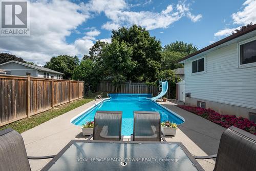 291 Bastedo Court, Milton (Dorset Park), ON - Outdoor With In Ground Pool