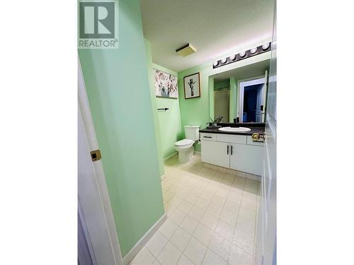 727 Houghton Road Unit# 209 Lot# 24, Kelowna, BC - Indoor Photo Showing Bathroom