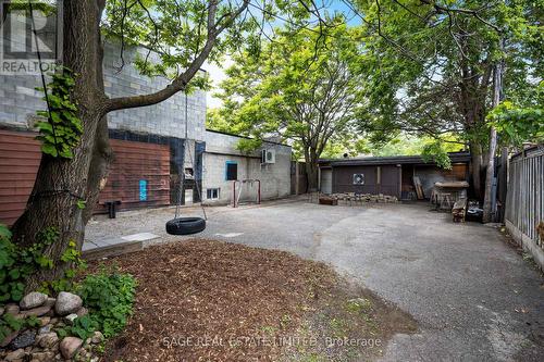 1402 Dundas Street W, Toronto (Little Portugal), ON - Outdoor