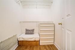 Convenient walk-in closet - 