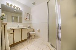 3-pc. ensuite - 