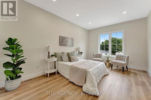 11 Linden Street, Aylmer (Ay), ON - Indoor Photo Showing Bedroom