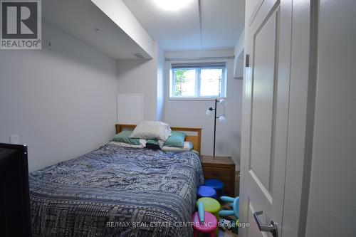 Ll14 - 208 Woolwich Street, Kitchener, ON - Indoor Photo Showing Bedroom