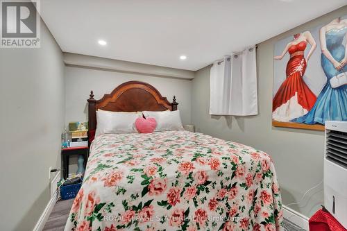 584 East 27Th Street, Hamilton (Burkholme), ON - Indoor Photo Showing Bedroom