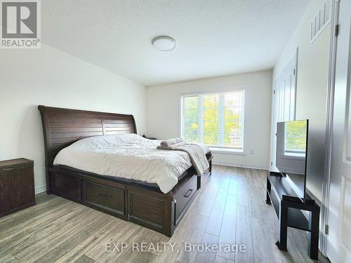 10 - 383 Dundas Street E, Hamilton, ON - Indoor Photo Showing Bedroom