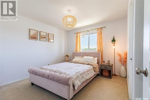 303 851 Chester Road, Moose Jaw, SK - Indoor Photo Showing Bedroom