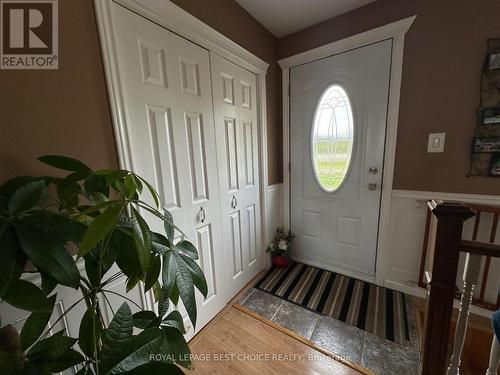 888144 Hwy 65 W, Timiskaming Remote Area, ON - Indoor Photo Showing Other Room