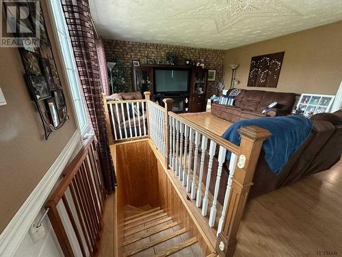 888144 Hwy 65 W, Timiskaming Remote Area, ON - Indoor Photo Showing Other Room