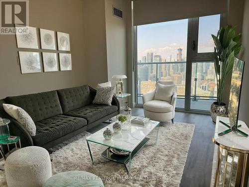 4903 - 100 Dalhousie Street, Toronto, ON - Indoor Photo Showing Living Room