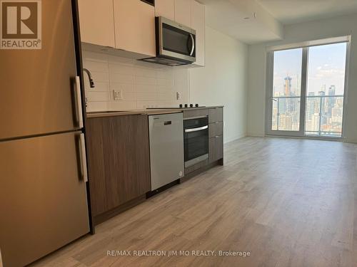 4903 - 100 Dalhousie Street, Toronto, ON - Indoor Photo Showing Kitchen