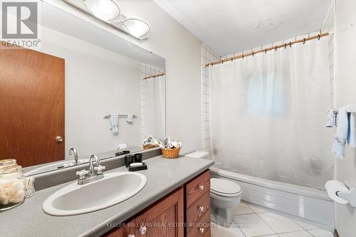 820 Church Dr Drive S, Innisfil, ON - Indoor Photo Showing Bathroom