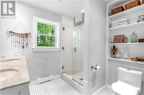 1 Harvard Court, Riverview, NB - Indoor Photo Showing Bathroom