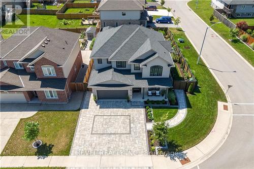 7819 Pender Street, Niagara Falls, ON - Outdoor With Facade