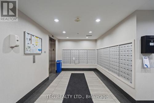 318 - 1410 Dupont Street, Toronto (Dovercourt-Wallace Emerson-Junction), ON - Indoor Photo Showing Other Room