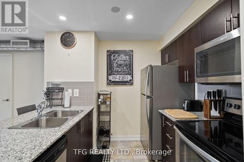 318 - 1410 Dupont Street, Toronto (Dovercourt-Wallace Emerson-Junction), ON - Indoor Photo Showing Kitchen With Double Sink With Upgraded Kitchen