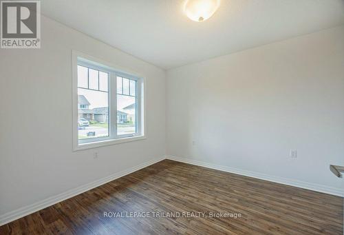 44 Foxtail Lane, St. Thomas, ON - Indoor Photo Showing Other Room