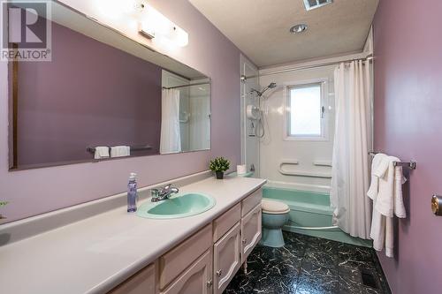 4157 Stevens Drive, Prince George, BC - Indoor Photo Showing Bathroom