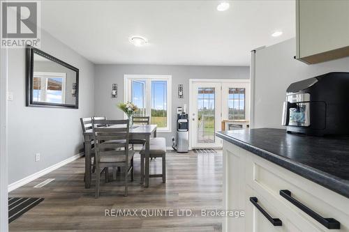 428 Black Road, Prince Edward County (Sophiasburgh), ON - Indoor Photo Showing Dining Room