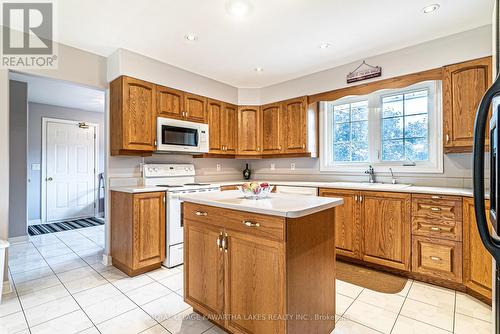 400 Fleetwood Road, Kawartha Lakes (Janetville), ON - Indoor Photo Showing Kitchen