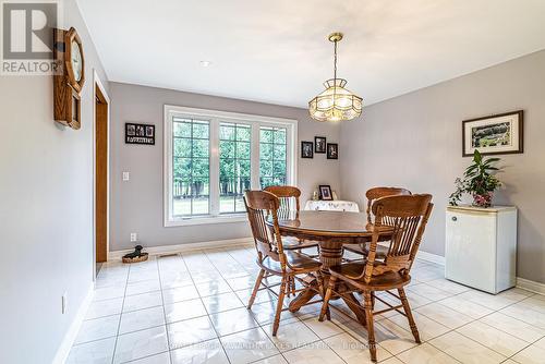 400 Fleetwood Road, Kawartha Lakes (Janetville), ON - Indoor Photo Showing Dining Room