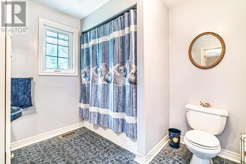 400 Fleetwood Road, Kawartha Lakes (Janetville), ON - Indoor Photo Showing Bathroom