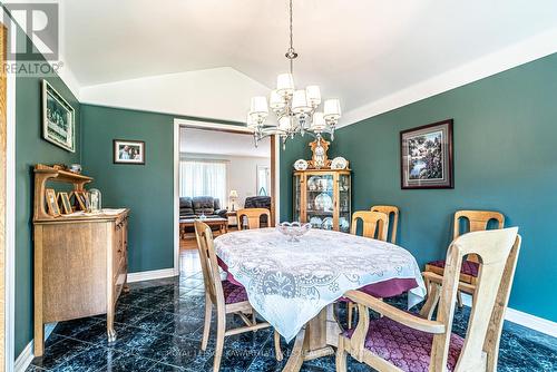 400 Fleetwood Road, Kawartha Lakes (Janetville), ON - Indoor Photo Showing Dining Room