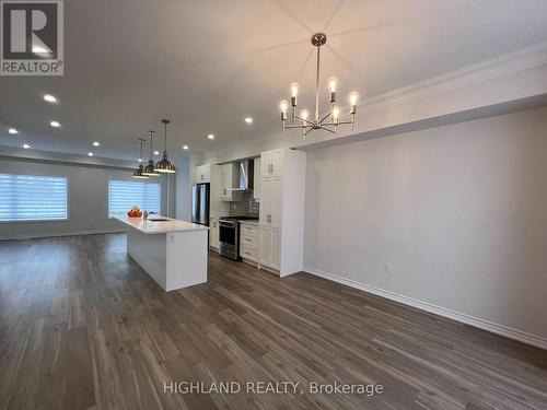 17 Cadwell Lane, Hamilton (Mountview), ON - Indoor Photo Showing Kitchen