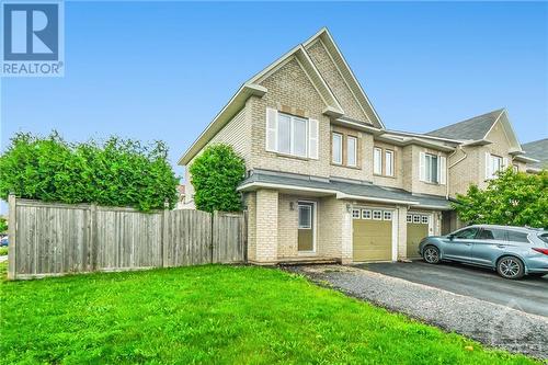 700 Whaley Ridge, Ottawa, ON 