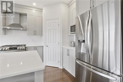 857 Antonio Farley Street, Ottawa, ON - Indoor Photo Showing Kitchen With Upgraded Kitchen