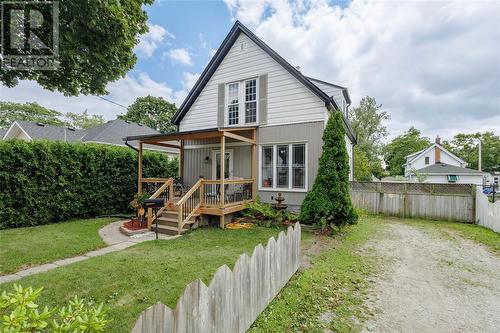 379 Maxwell Street, Sarnia, ON - Outdoor