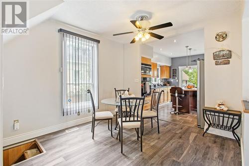 379 Maxwell Street, Sarnia, ON - Indoor Photo Showing Dining Room