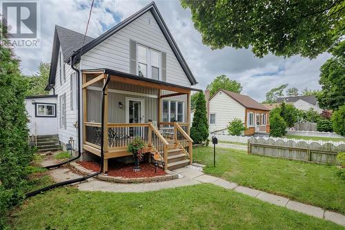 379 Maxwell Street, Sarnia, ON - Outdoor With Deck Patio Veranda