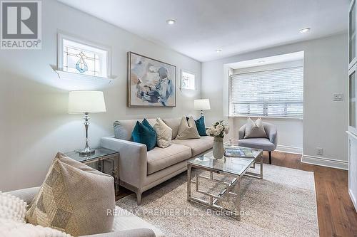 633 Lauder Avenue, Toronto (Oakwood Village), ON - Indoor Photo Showing Living Room