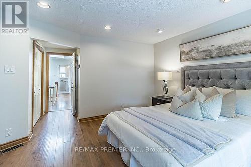 633 Lauder Avenue, Toronto (Oakwood Village), ON - Indoor Photo Showing Bedroom