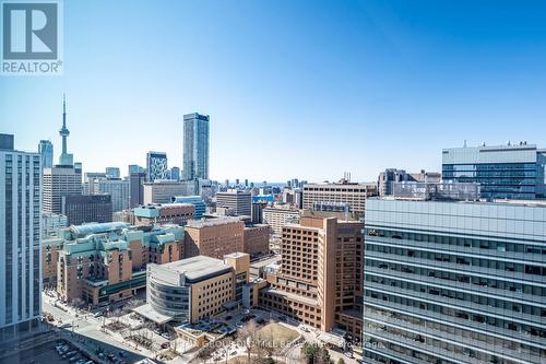 2711 - 770 Bay Street, Toronto (Bay Street Corridor), ON - Outdoor With View