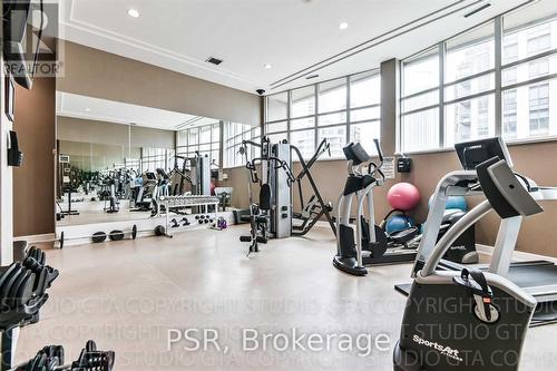 601 - 102 Bloor Street W, Toronto (Annex), ON - Indoor Photo Showing Gym Room