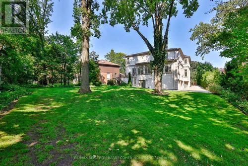 17 Paddock Court, Toronto (St. Andrew-Windfields), ON - Outdoor