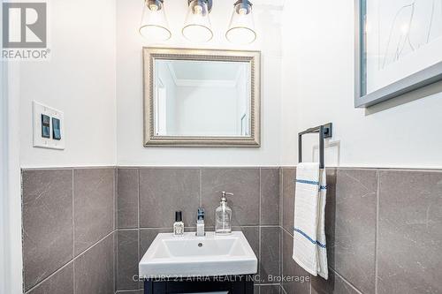 151 Tamarack Drive, Markham (Aileen-Willowbrook), ON - Indoor Photo Showing Bathroom