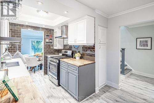 151 Tamarack Drive, Markham (Aileen-Willowbrook), ON - Indoor Photo Showing Kitchen