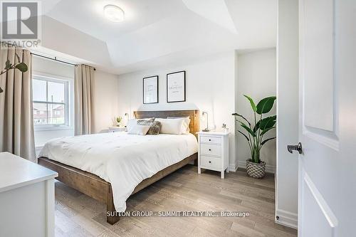 2277 Major Mackenzie Drive, Vaughan, ON - Indoor Photo Showing Bedroom