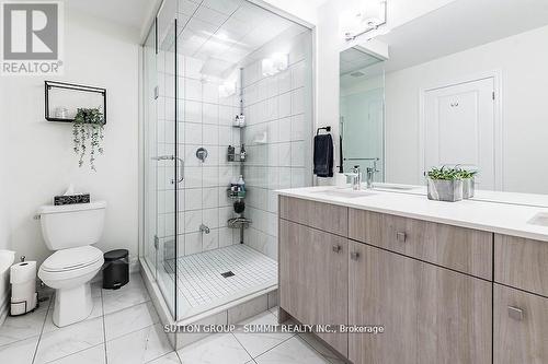 2277 Major Mackenzie Drive, Vaughan, ON - Indoor Photo Showing Bathroom