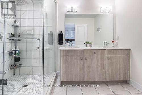 2277 Major Mackenzie Drive, Vaughan, ON - Indoor Photo Showing Bathroom