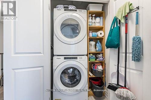 2277 Major Mackenzie Drive, Vaughan, ON - Indoor Photo Showing Laundry Room