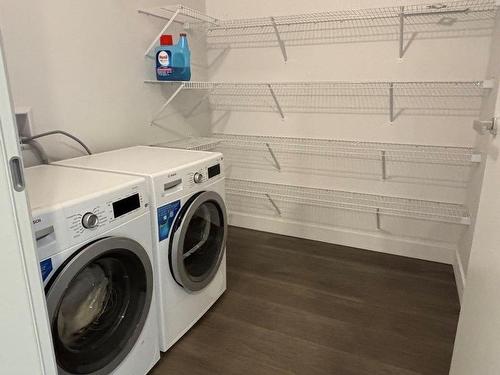 Salle de lavage - 629-3659 Av. Jean-Béraud, Laval (Chomedey), QC - Indoor Photo Showing Laundry Room