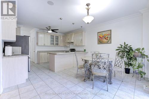 17 Redwillow Road, Brampton (Bram East), ON - Indoor Photo Showing Kitchen