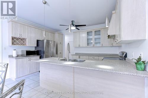 17 Redwillow Road, Brampton (Bram East), ON - Indoor Photo Showing Kitchen